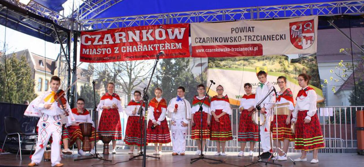 Wychowankowie Specjalnego Ośrodka Wychowawczego "Nasz Dom" w Gębicach